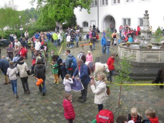 1. Mai 2014 Familiensonntag im Schlosshof von Waldenbuch mit Fun4Kids.